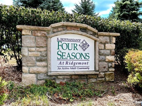 602 Four Seasons Lane, MONTVALE, NJ 07645