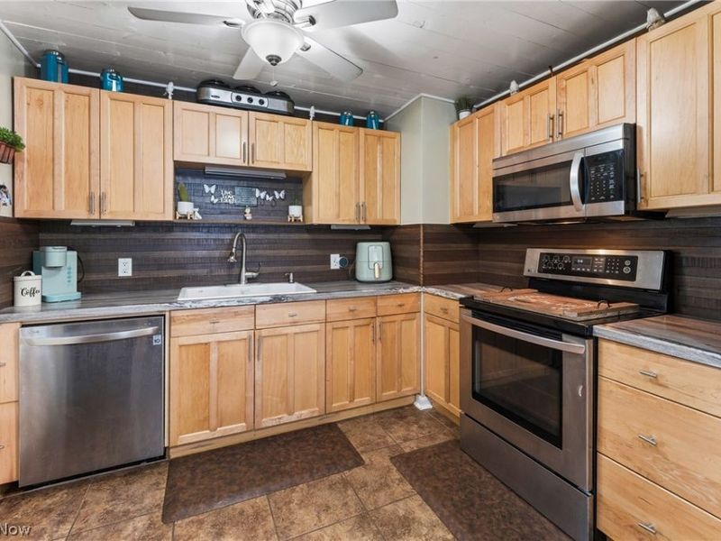 1109 Ellwood Avenue SW, Canton, OH 44710 Photo 9