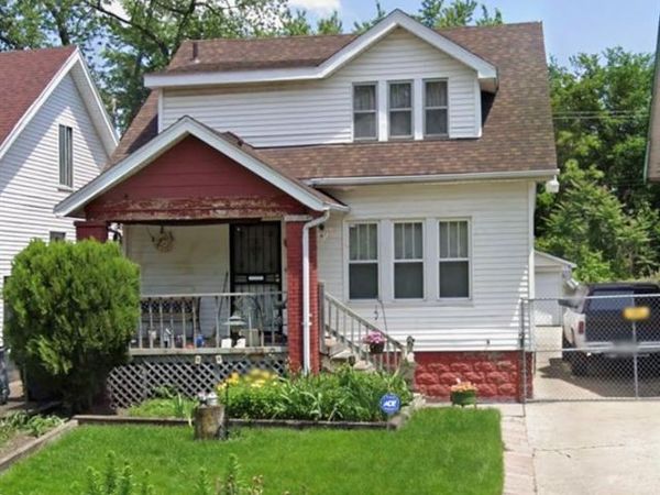 9242 Meyers Road, Detroit, MI 48228