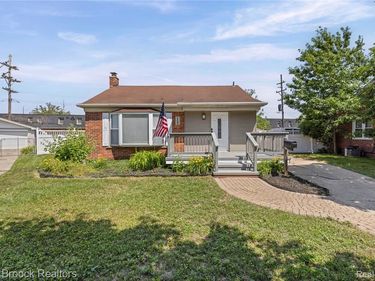 1122 Symes Court , Royal Oak, MI 48067