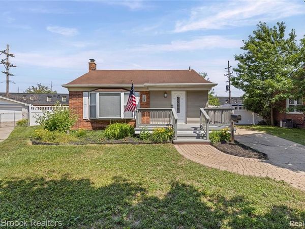 1122 Symes Court, Royal Oak, MI 48067