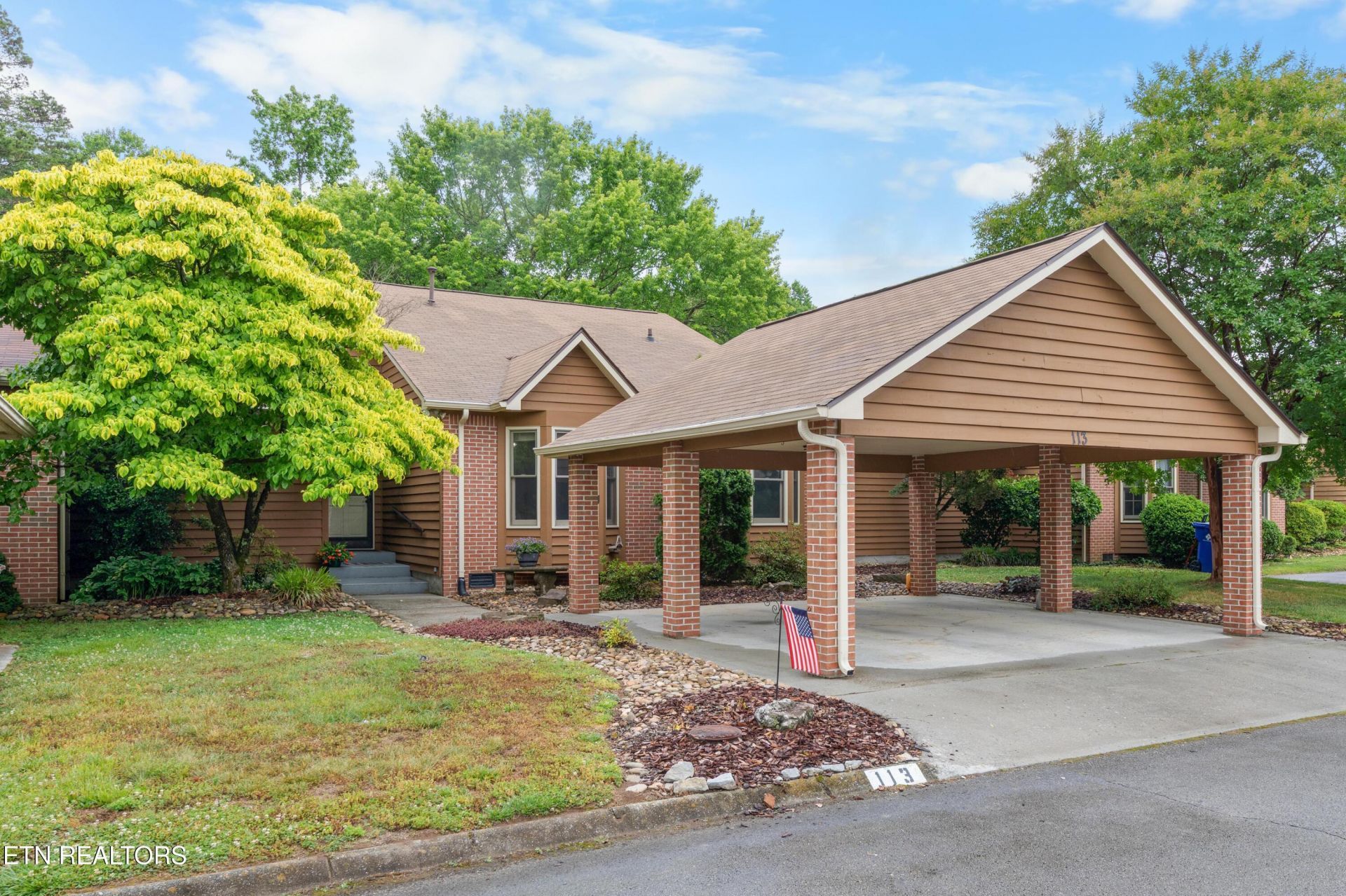 113 Blue Ridge Court, Oak Ridge, TN 37830 Main Photo