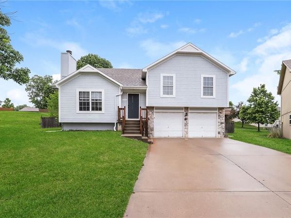 19616 E 7th Street Court, Independence, MO 64056