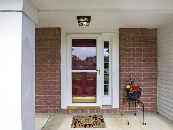 13681 Sudbury Drive NW, Pickerington, OH 43147