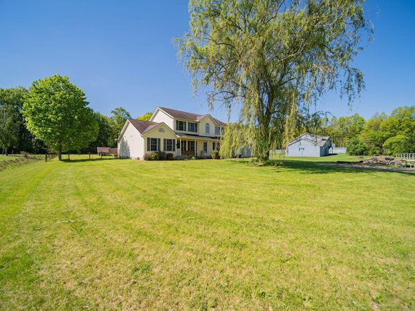 9240 Todd Street Road , Sunbury, OH 43074