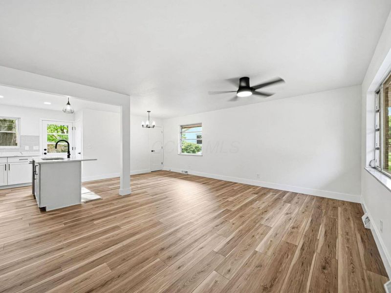 1301 Bernhard Road , Columbus, OH 43227 Photo 5