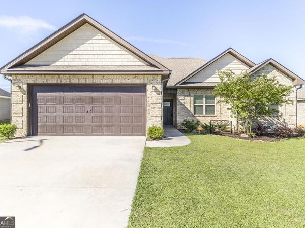 113 Gray Fox Crossing, Bonaire, GA 31005