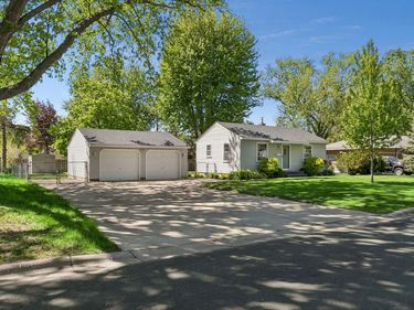 8230 Clinton Avenue S, Bloomington, MN 55420