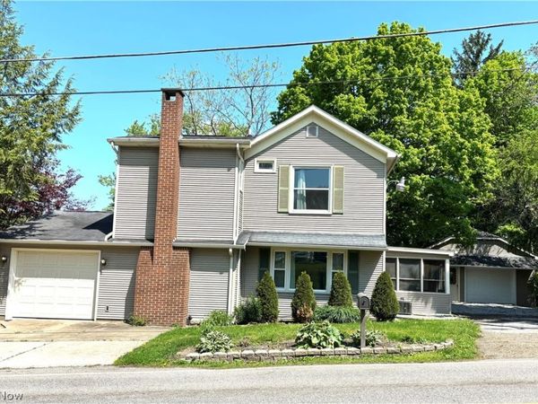 343 State Street , Leetonia, OH 44431