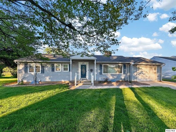110 Miller Avenue, Mount Vernon, OH 43050