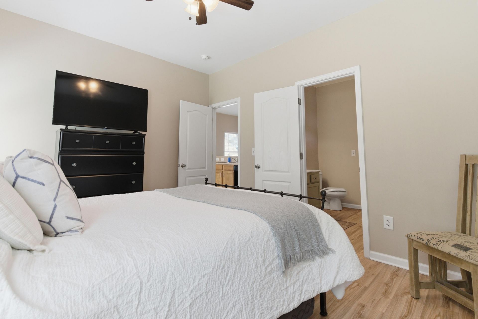 613 Savannah River Drive Photo 13