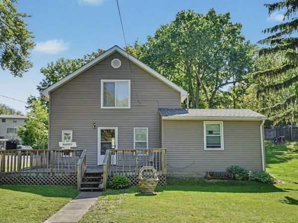 1021 Oneida Avenue , Davenport, IA 52803