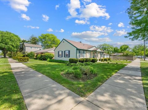 Main Photo
