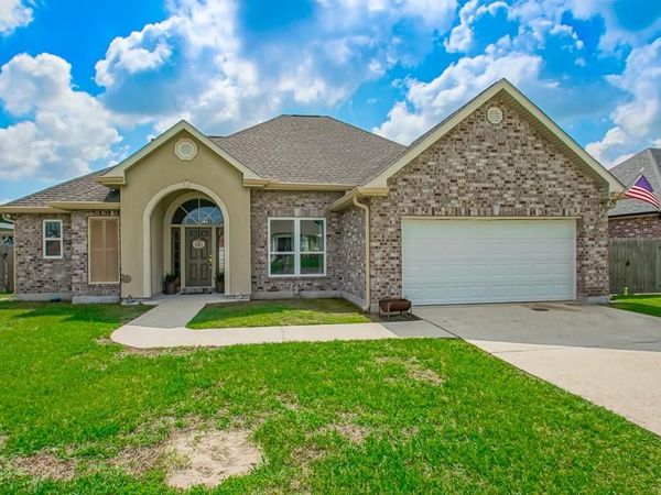 214 HAWTHORN Drive, Luling, LA 70070