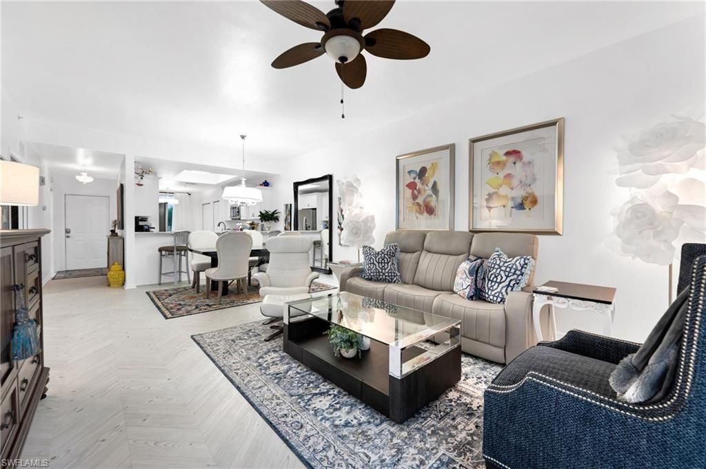 2860 Cypress Trace Cir, Unit 1813, Naples, FL 34119 Photo