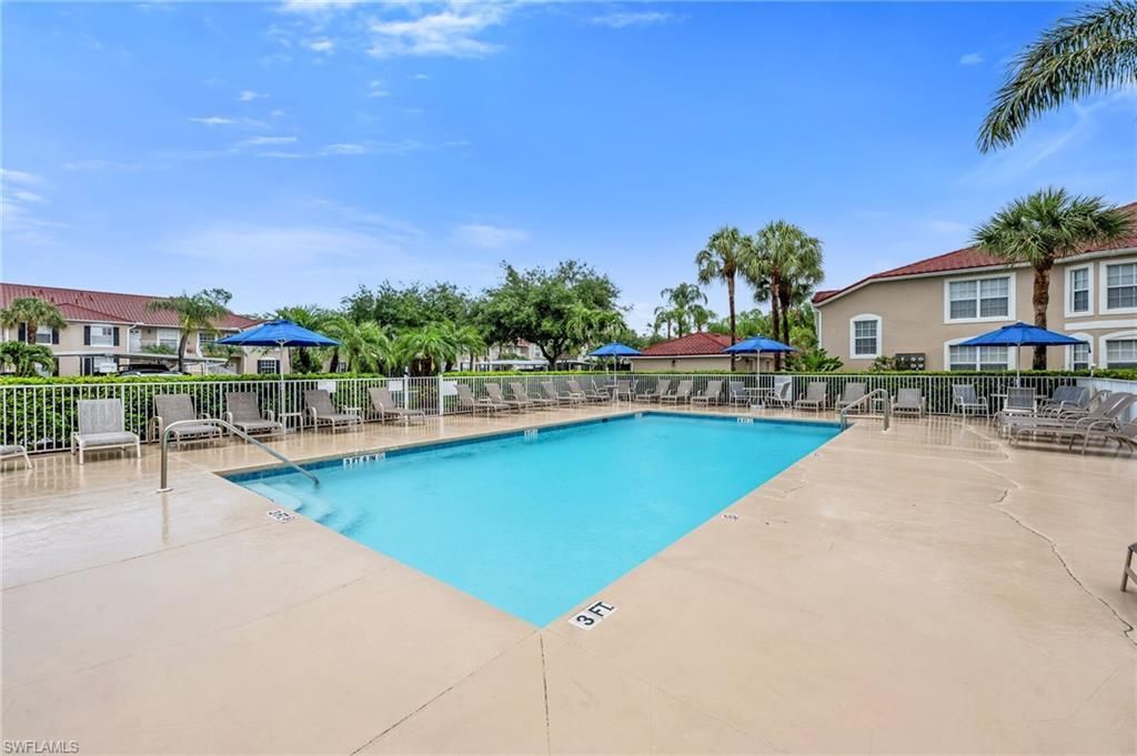 2860 Cypress Trace Cir, Unit 1813, Naples, FL 34119 Photo