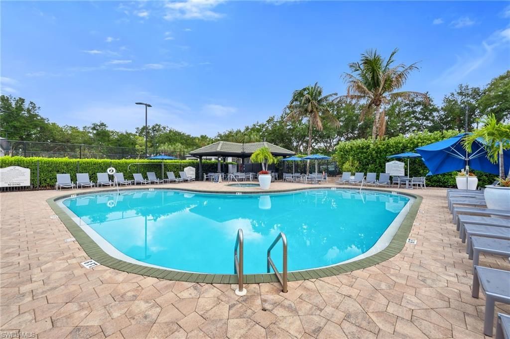 2860 Cypress Trace Cir, Unit 1813, Naples, FL 34119 Photo