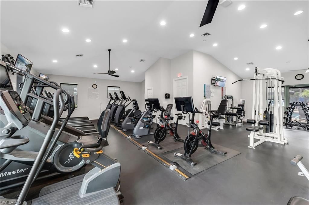 2860 Cypress Trace Cir, Unit 1813, Naples, FL 34119 Photo