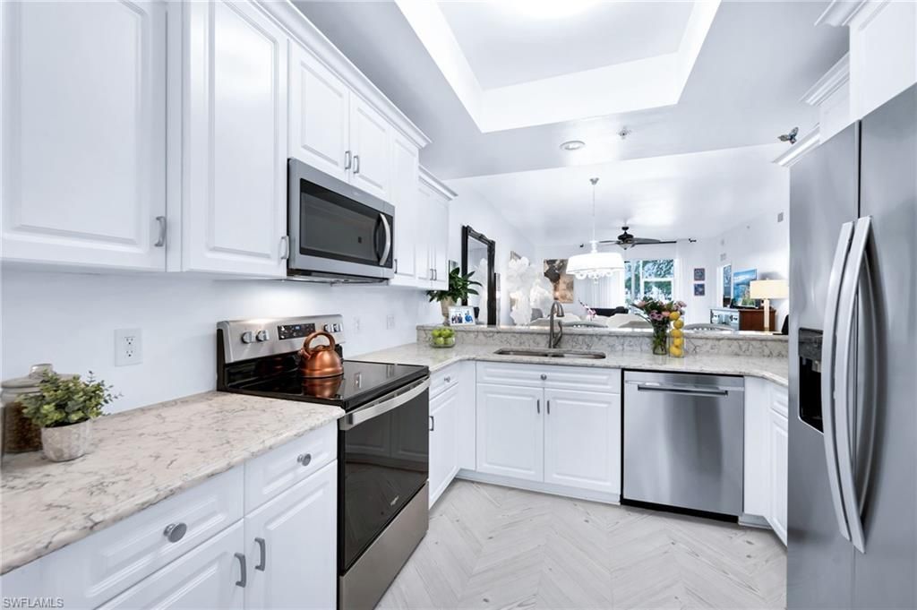 2860 Cypress Trace Cir, Unit 1813, Naples, FL 34119 Photo
