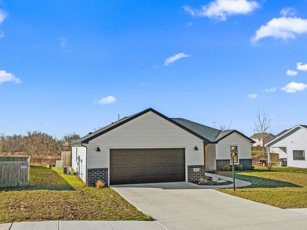 203 W Longfellow Boulevard, Columbia City, IN 46725