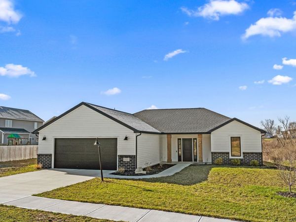 203 W Longfellow Boulevard, Columbia City, IN 46725