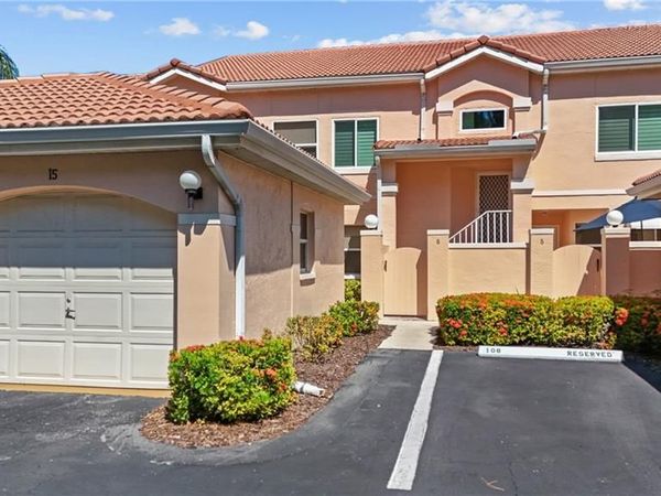 732 Woodshire LN, Unit I5, NAPLES, FL 34105