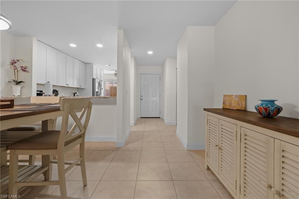 732 Woodshire Ln, Unit I5, Naples, FL 34105 Photo