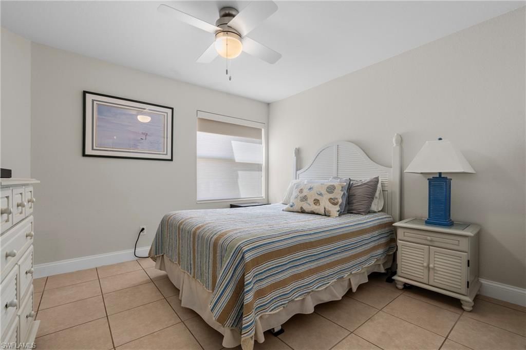 732 Woodshire Ln, Unit I5, Naples, FL 34105 Photo