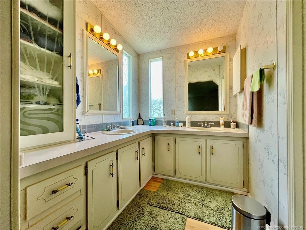 16296 SW Indianwood Circle, Indiantown, FL 34956 Photo
