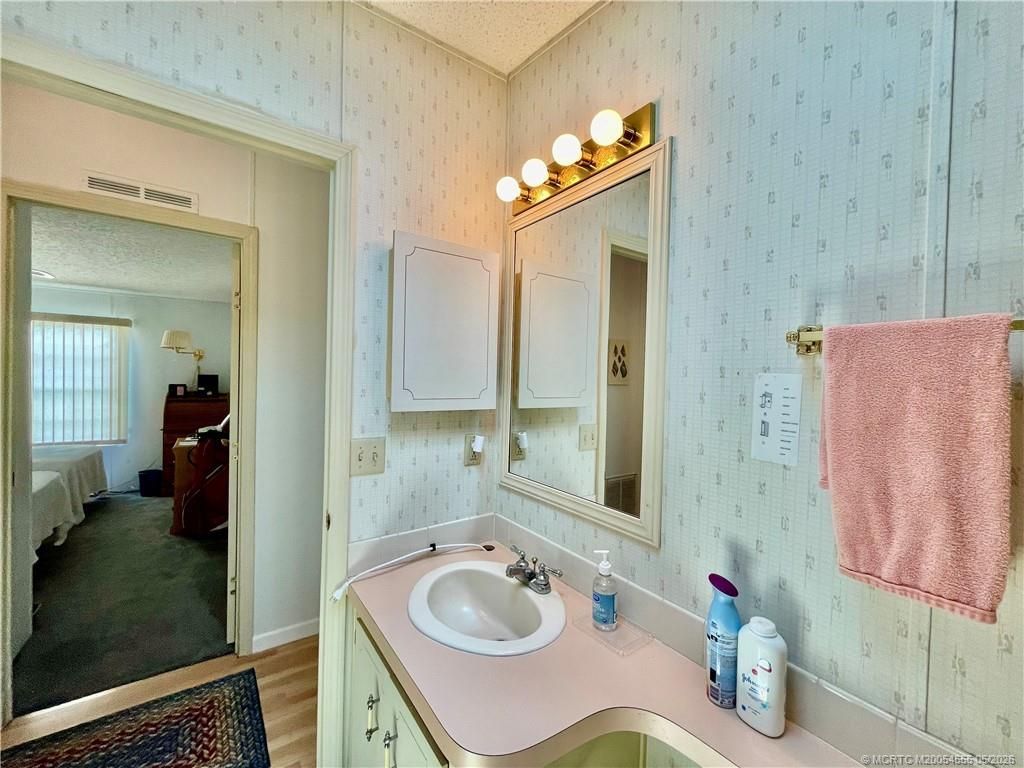 16296 SW Indianwood Circle, Indiantown, FL 34956 Photo