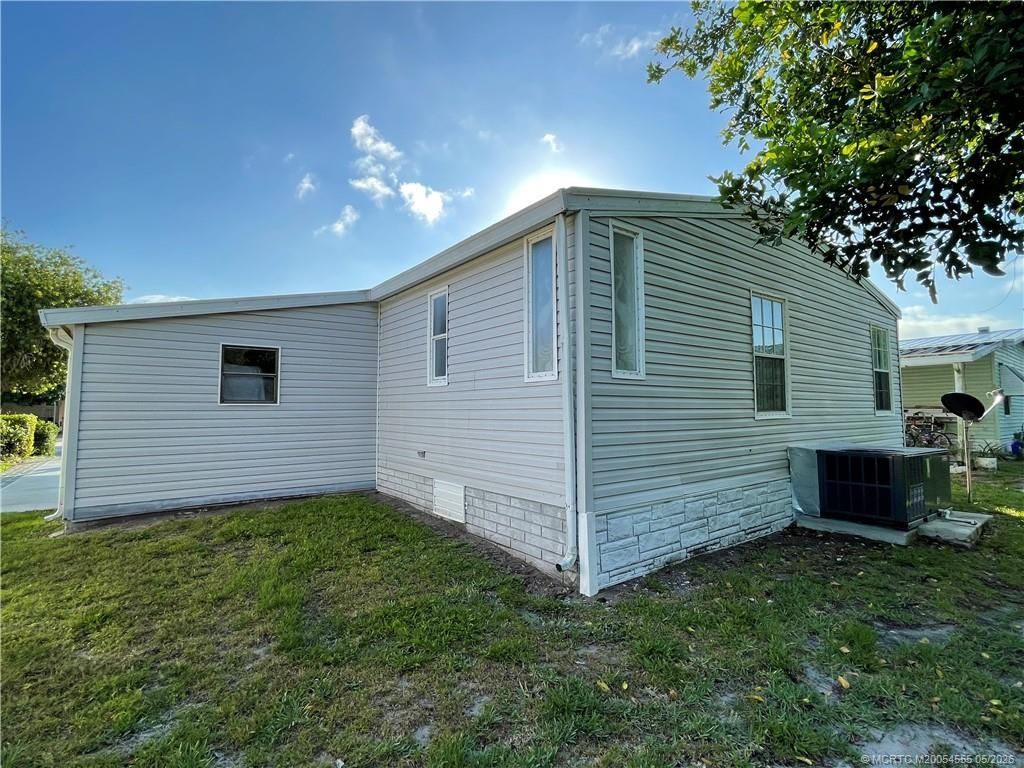 16296 SW Indianwood Circle, Indiantown, FL 34956 Photo