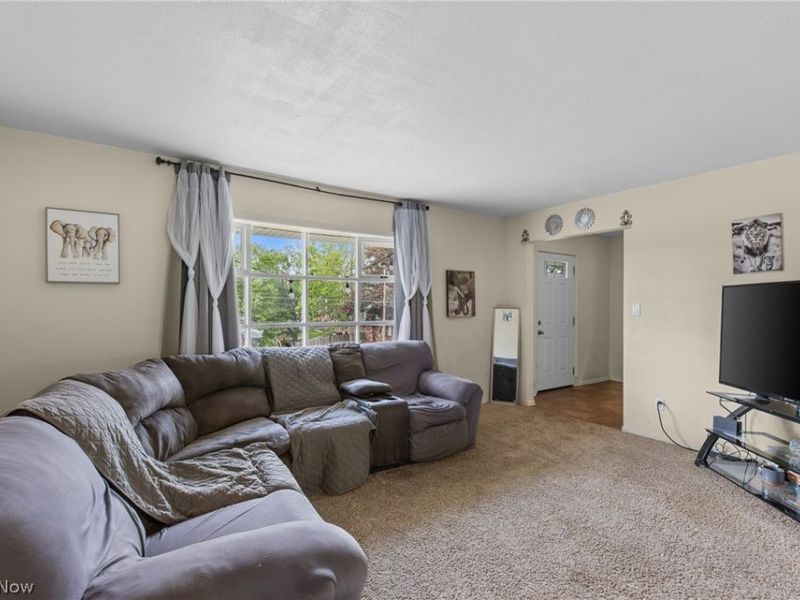324 Thomas Street, Wintersville, OH 43953 Photo 7
