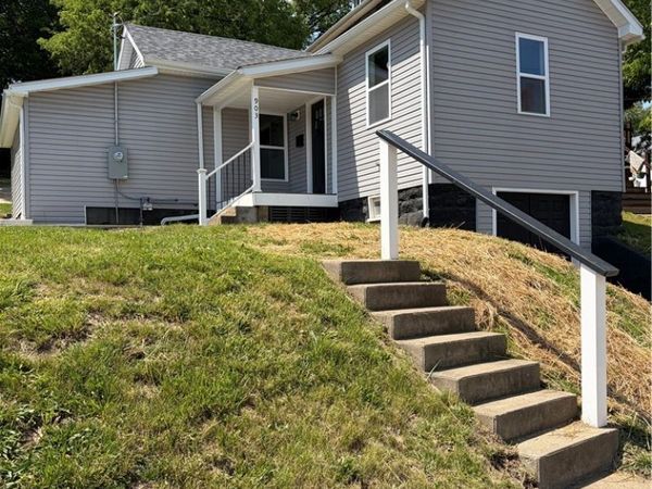 903 Blue Avenue, Zanesville, OH 43701