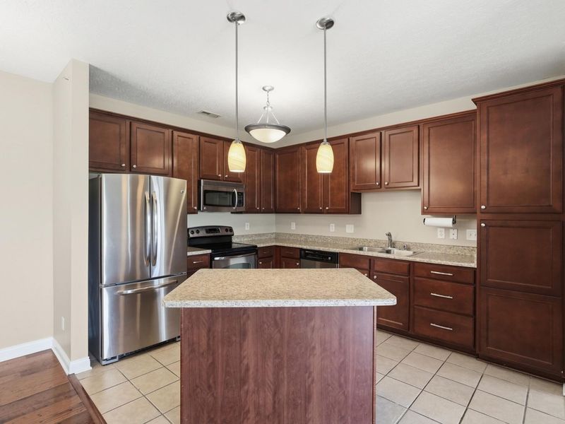 567 Riverpointe Drive, Unit 11, Dayton, KY 41074 Photo 13