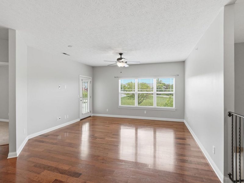567 Riverpointe Drive, Unit 11, Dayton, KY 41074 Photo 5
