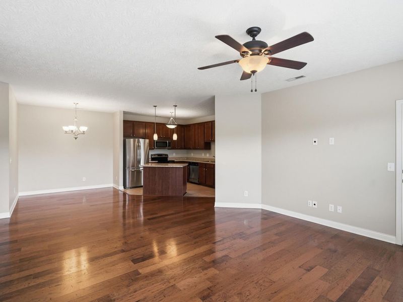 567 Riverpointe Drive, Unit 11, Dayton, KY 41074 Photo 7
