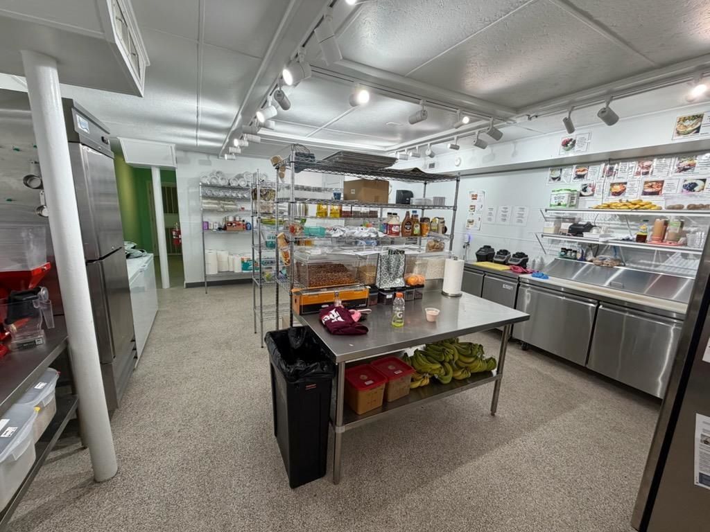 829 Front St.  Photo 19