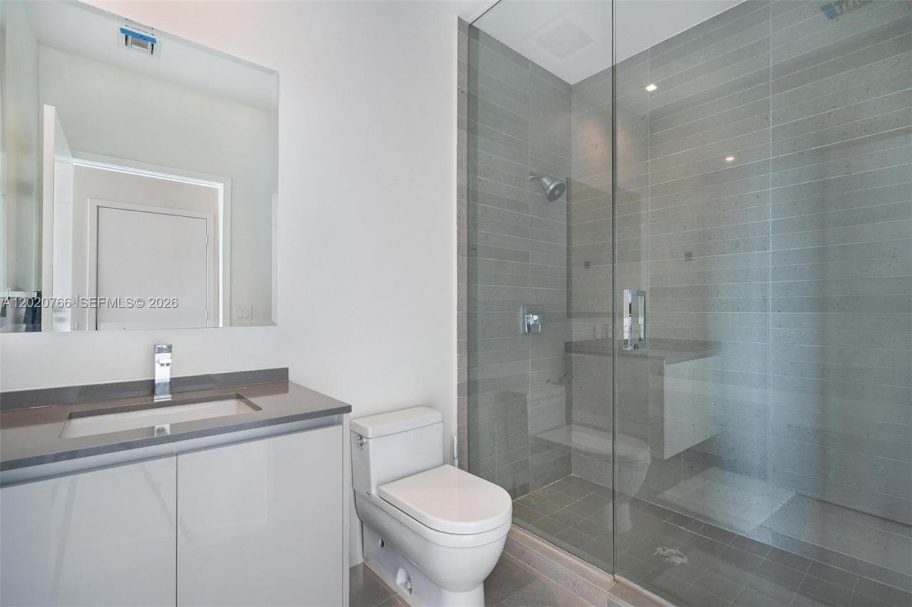 88 SW 7th St , Unit 4203, Miami, FL 33130 Photo