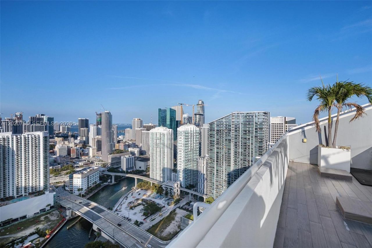 88 SW 7th St , Unit 4203, Miami, FL 33130 Photo