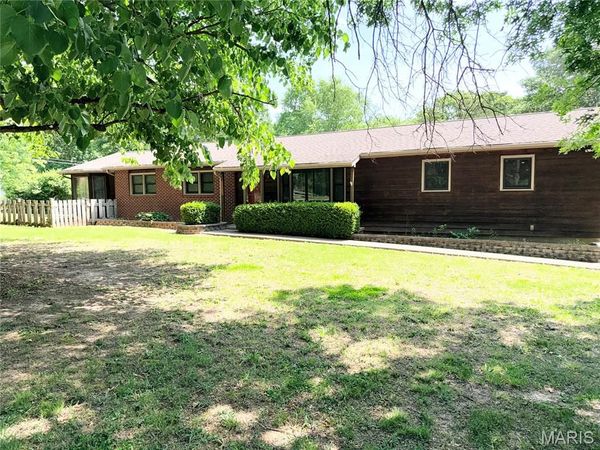 10430 County Road 8110 , Rolla, MO 65401