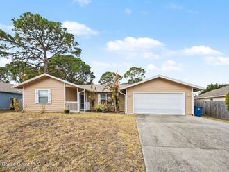 1070 Lee Avenue NW Palm Bay, FL 32907