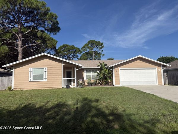 1070 Lee Avenue NW, Palm Bay, FL 32907