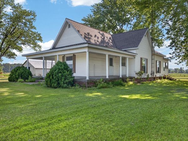 10456 N 50 E Road, Plainville, IN 47568