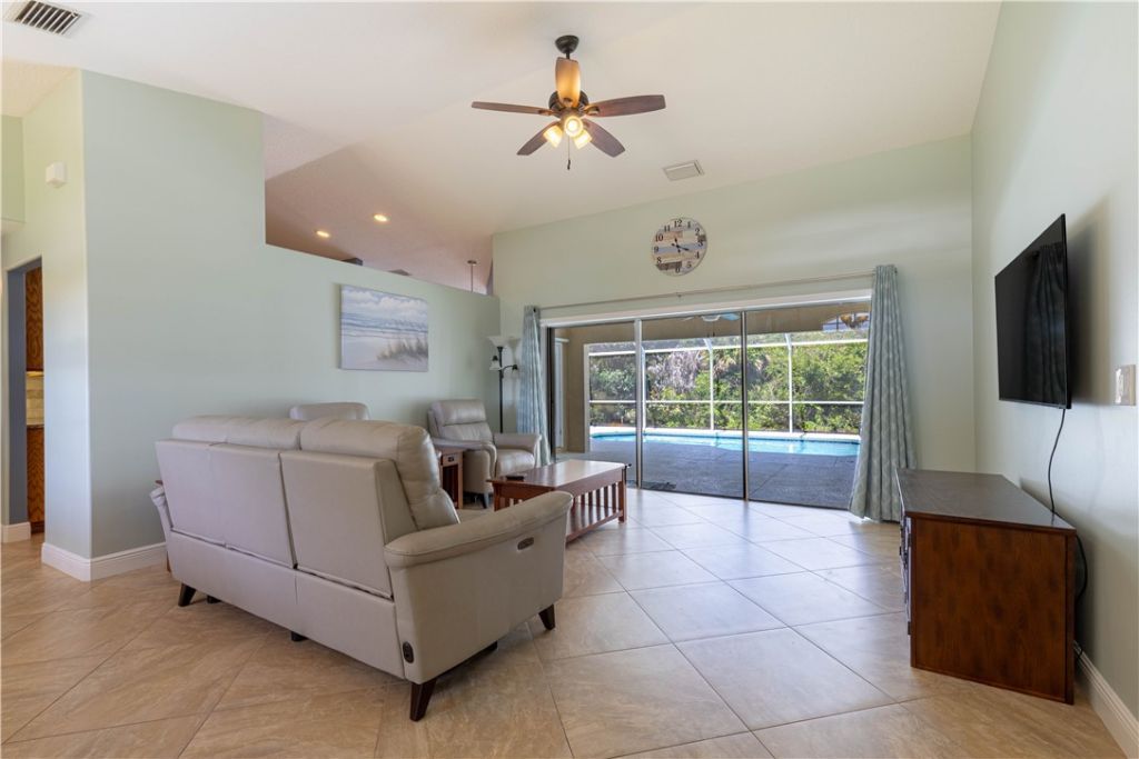 414 Ash Street, Sebastian, FL 32958 Photo