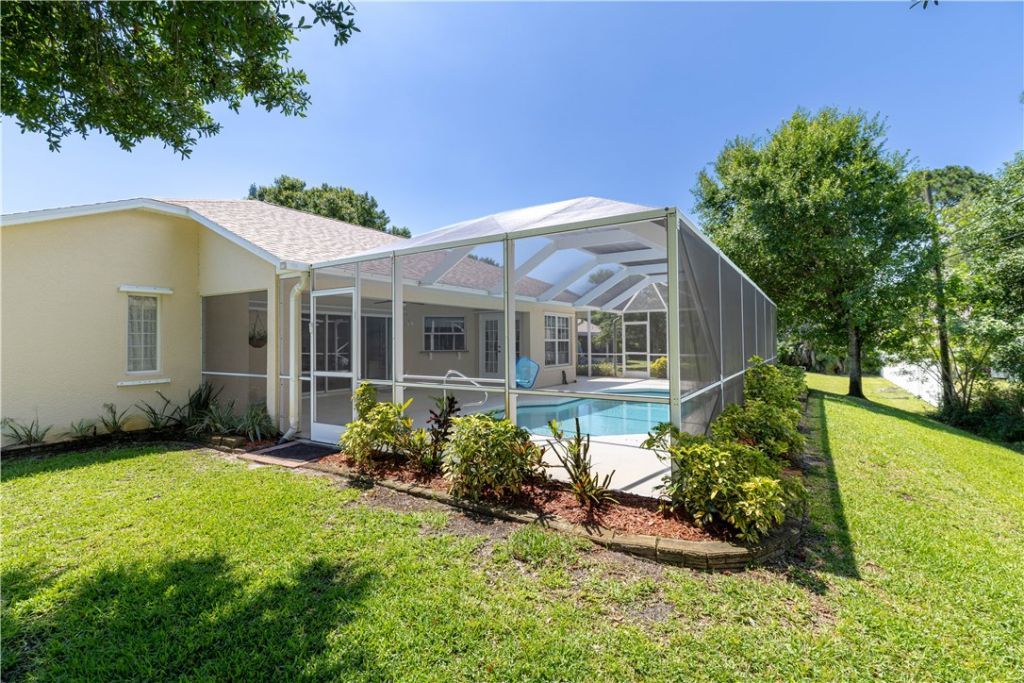 414 Ash Street, Sebastian, FL 32958 Photo