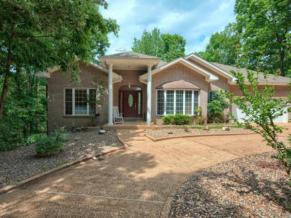 44 Sur de Curso Way, Hot Springs Village, AR 71909