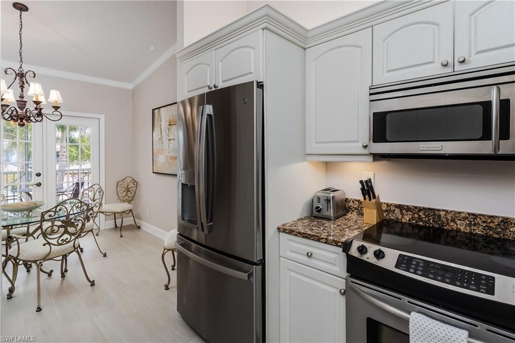 7046 Barrington Cir , Unit 202, Naples, FL 34108 Photo