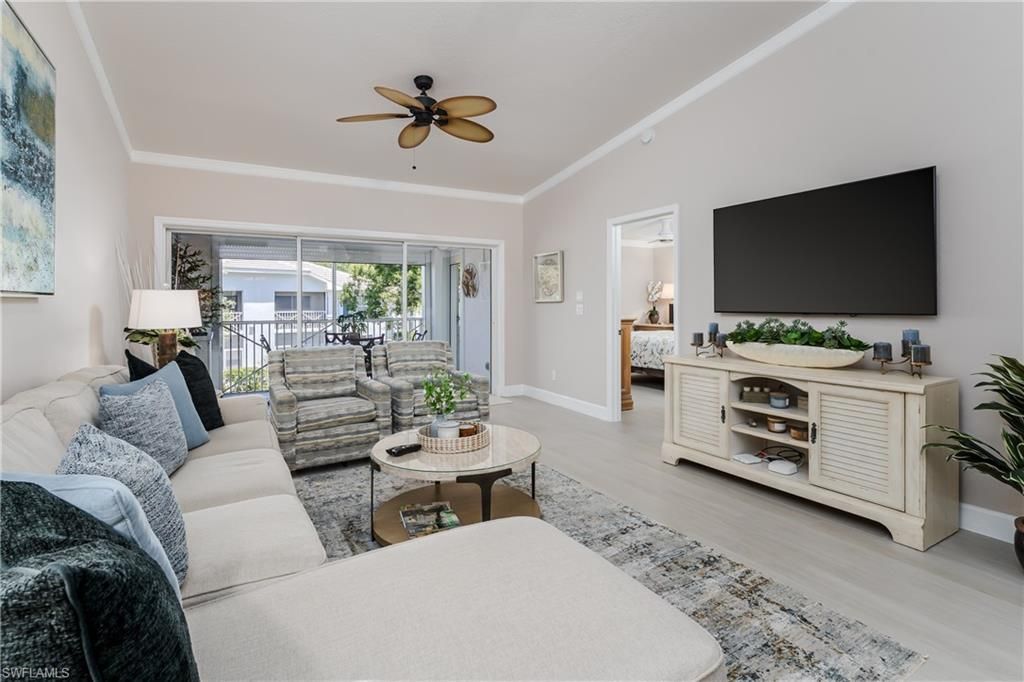 7046 Barrington Cir , Unit 202, Naples, FL 34108 Photo