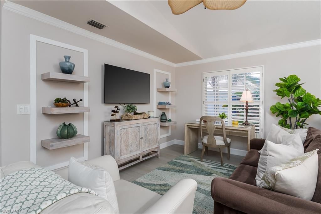 7046 Barrington Cir , Unit 202, Naples, FL 34108 Photo