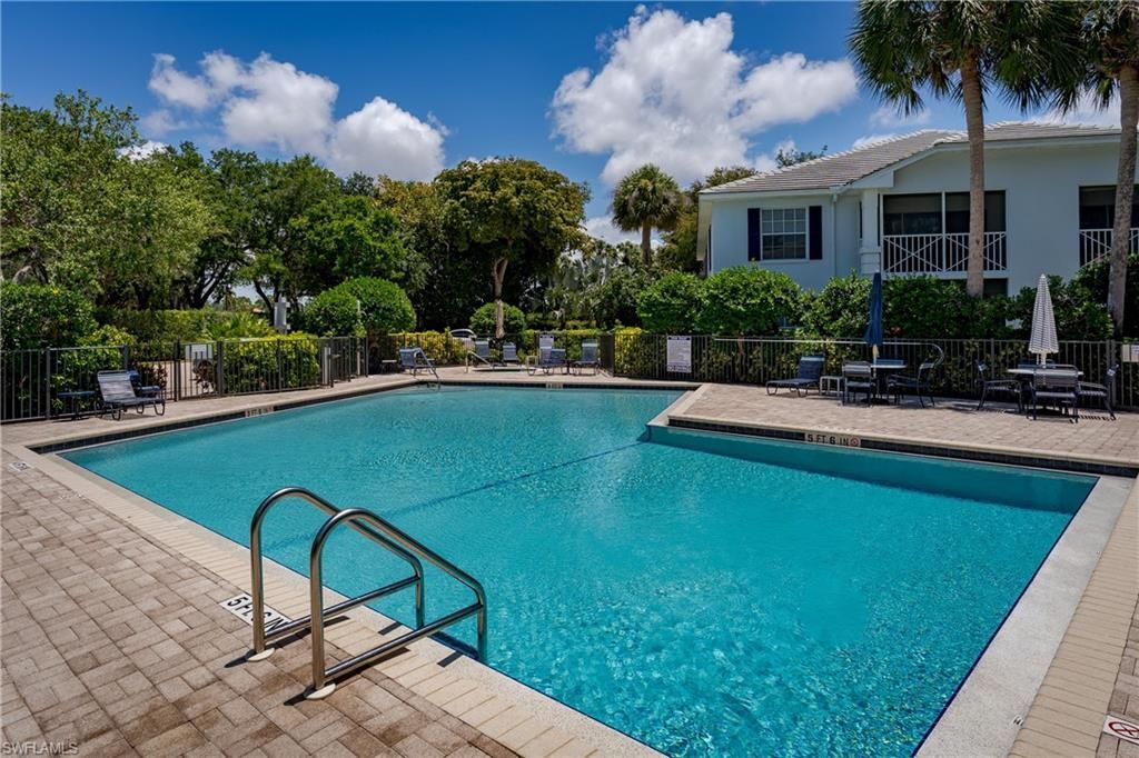 7046 Barrington Cir , Unit 202, Naples, FL 34108 Photo